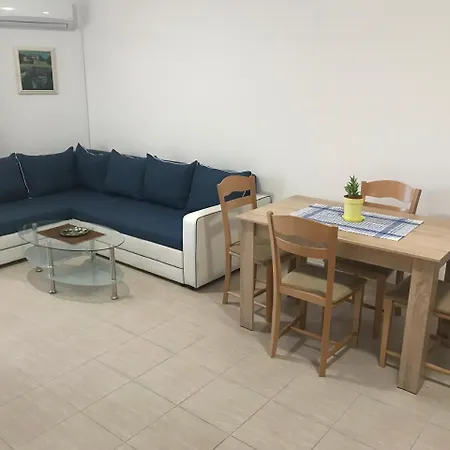 شقة Calabria *
